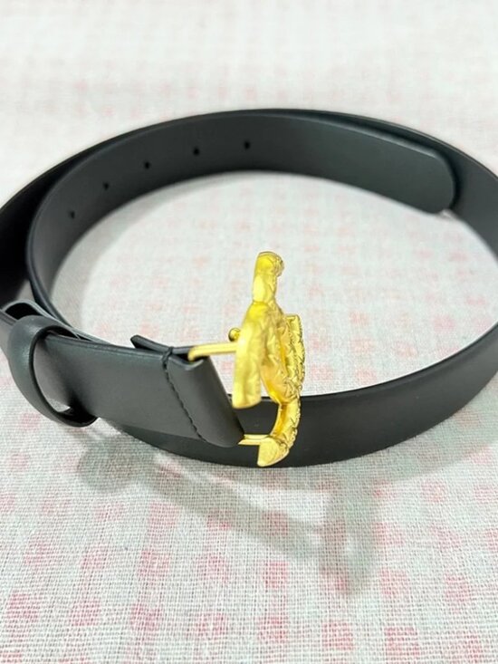 Chanel Black Leather Belt Gold Textured Interlocking CC Buckle Designer Waist Be